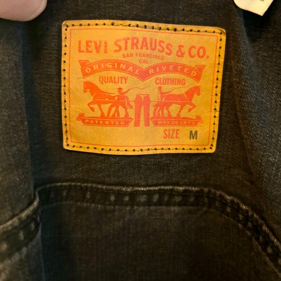 LEVIS CLASSIC TRUCKER JACKET SIZE M - Picture 2 of 4